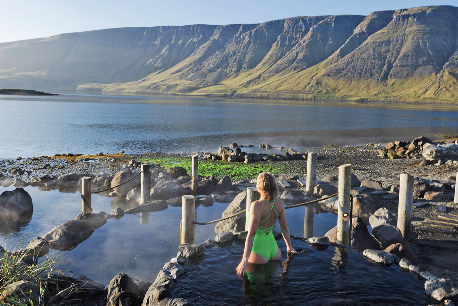 Hvammsvík Island