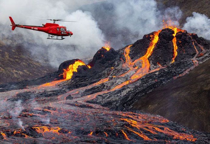 Volcano Iceland with Helicopter